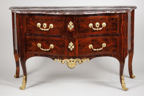 French Régence Chest Of Drawers Attributed To Migeon - French Regence