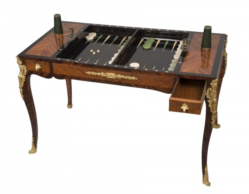 Table Tric-Trac d’époque Louis XV estampillée de Jean Hoffenrichler, dit Potarange