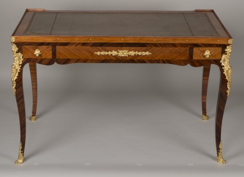 Table Tric-Trac d’époque Louis XV estampillée de Jean Hoffenrichler, dit Potarange - Mobilier Style Louis XV