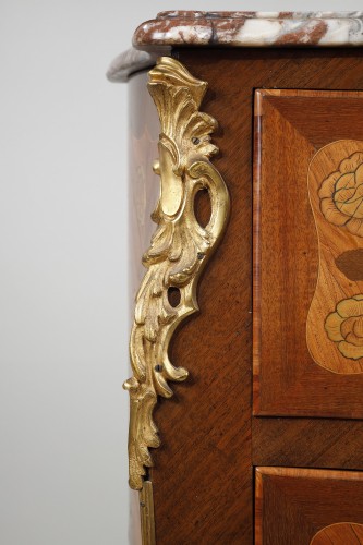 18th century - Pair Of Dressers So-called “sauteuse”