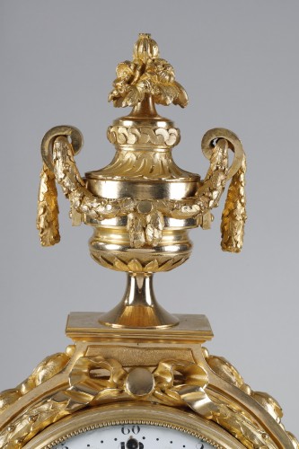 Louis XVI - Grande pendule au lion attribuée à Jean-Joseph de Saint-Germain