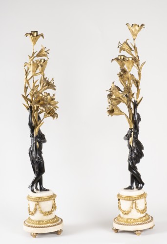 Pair Of Candelabra In Carrara Marble And Patinated And Gilded Bronze - Lighting Style Louis XVI