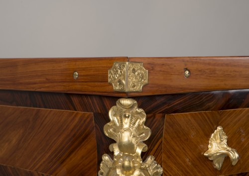 XVIIIe siècle - Table Tric-Trac d’époque Louis XV estampillée de Jean Hoffenrichler, dit Potarange