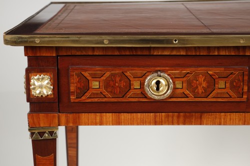  Louis XVI period flat desk attributed to MONTIGNY - Louis XVI