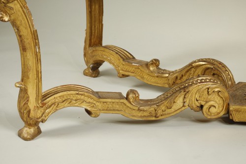 Antiquités - Table à gibier toute face en bois doré, Epoque XVIIIe siècle