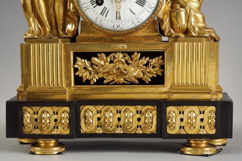 Pendule d'époque Louis XVI attribuée à Martincourt - Horlogerie Style Louis XVI