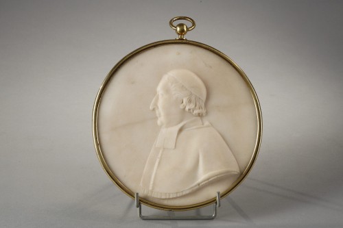 Restauration - Charles X - Early 19th century medallion in Carrara marble