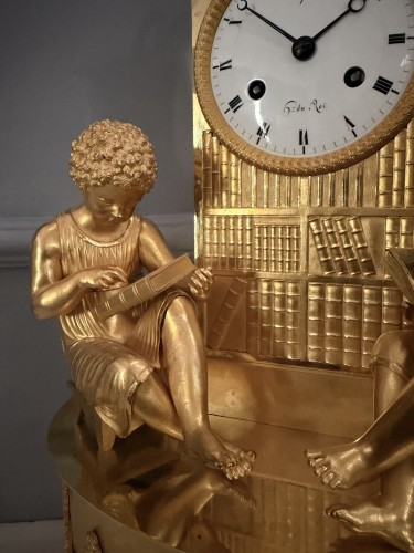 Horology  - A fine French Empire ormolu mantel clock, circa 1810