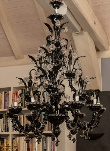 Monumental Twelve-Light Black Murano Glass Chandelier - Lighting Style 