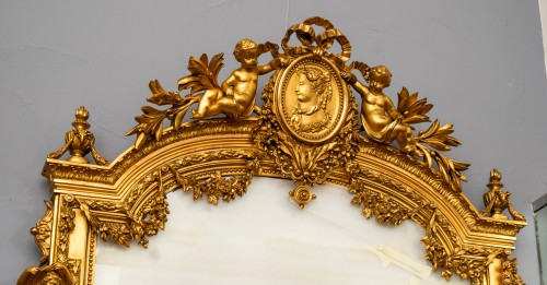 Important miroir trumeau d'époque Napoléon III en bois et stuc dorés - Gregory Redding
