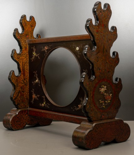 Asian Works of Art  - Japanese Lacquer Katana Stand for Seven Swords, Late Edo Period.