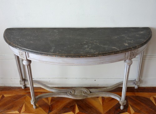 Console demi-lune d'époque Louis XVI, bois patiné et faux marbre - Mobilier Style Louis XVI