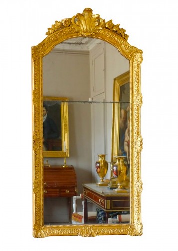 Miroir en bois sculpté et doré, époque Louis XIV Régence 