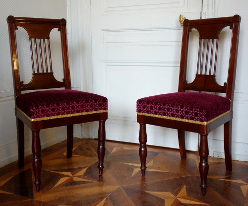 Paire de chaises Empire en acajou et velours par Jacob Desmalter - GSLR Antiques