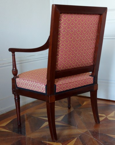 XVIIIe siècle - Fauteuil de bureau Directoire en acajou estampille de Georges Jacob