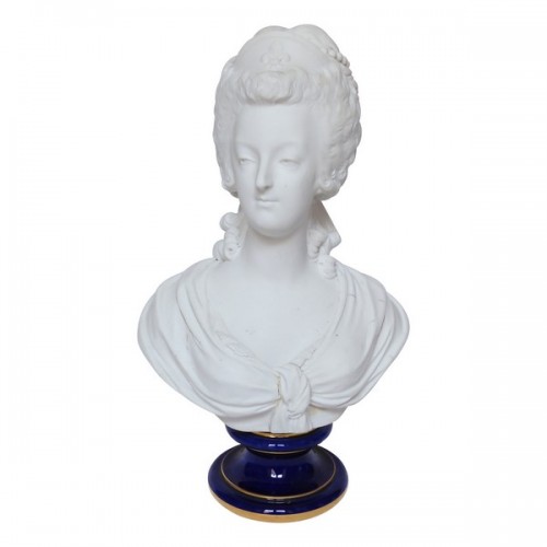 Sèvres Porcelain biscuit bust of Marie-Antoinette, Queen of France - signed