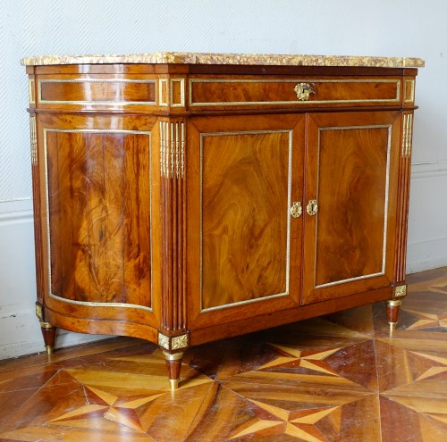 Buffet Directoire en acajou et marbre brocatelle d'Espagne - Directoire