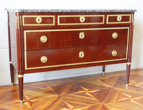 Mobilier Commode - Commode Louis XVI en acajou