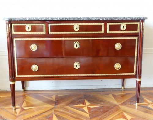 Commode Louis XVI en acajou - GSLR Antiques