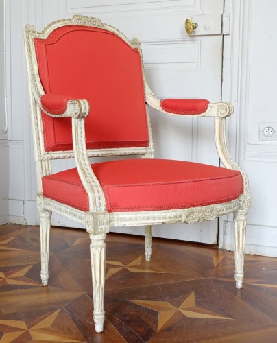 Paire de fauteuils à la reine d&#039;époque Louis XVI estampillés Dupain - Seating Style Louis XVI