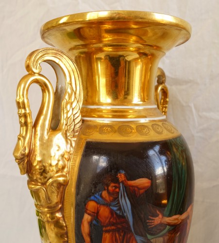 Paire de vases Empire en porcelaine de Paris - Empire