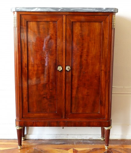 Meuble Louis XVI Directoire de faible profondeur - GSLR Antiques