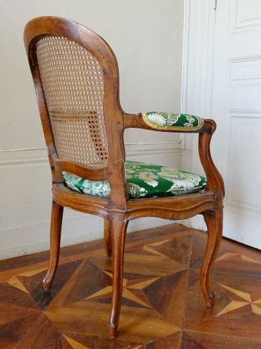 Antiquités - Paire de fauteuils cannés Louis XV - estampille Sulpice Brizard