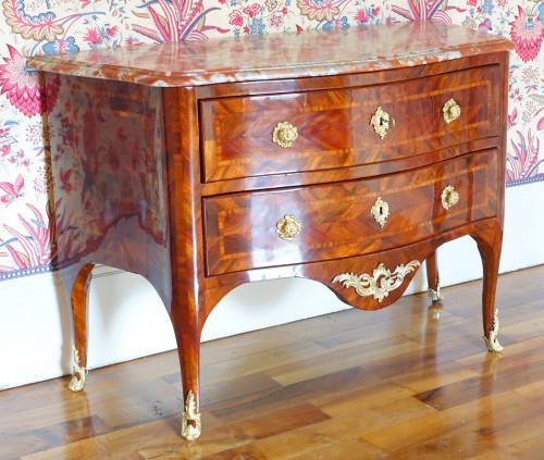 Furniture  - Louis XV commode - chest of drawers, stamp of Hubert Hansen