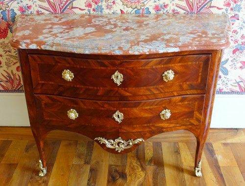 Louis XV commode - chest of drawers, stamp of Hubert Hansen - Louis XV