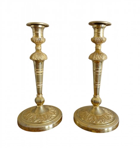 Paire de bougeoirs Empire en bronze doré travail Russe ou Suédois