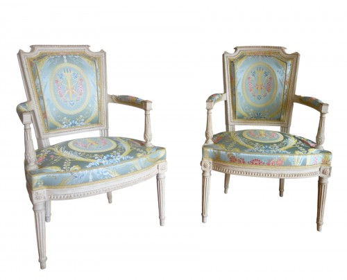 Pair of Louis XVI cabriolet armchairs stamped by Paul-François Jean