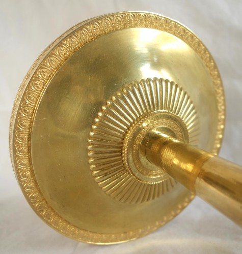 Paire de flambeaux bougeoirs Empire en bronze doré par Claude Galle - GSLR Antiques