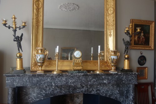 Antiquités - Paire de flambeaux bougeoirs Empire en bronze doré par Claude Galle
