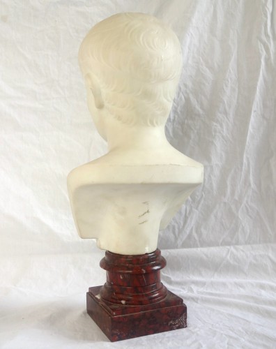 Buste de l'empereur Auguste jeune en marbre - 19e siècle - GSLR Antiques