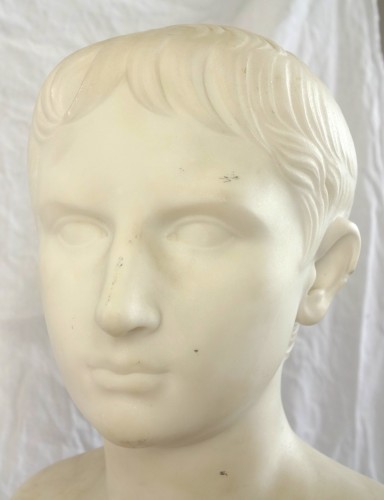 Napoléon III - Buste de l'empereur Auguste jeune en marbre - 19e siècle
