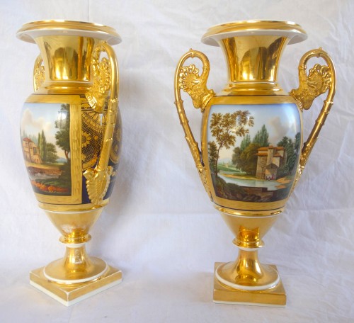 Céramiques, Porcelaines  - Paire de grands vases en porcelaine de Paris début 19e