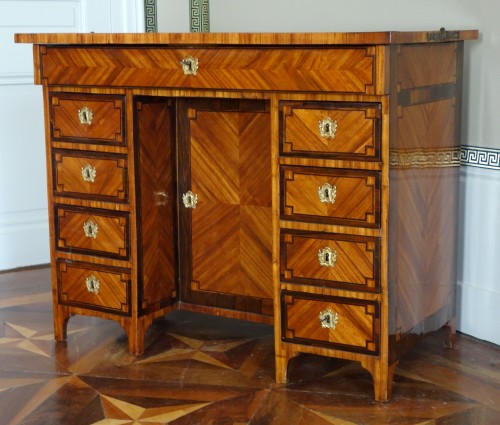 Bureau de changeur en marqueterie d'époque Louis XVI - Mobilier Style Louis XVI