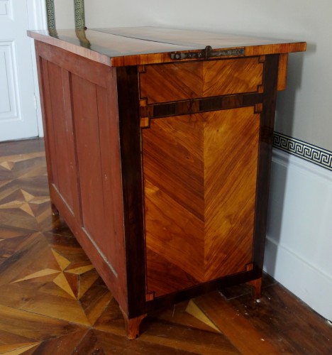 Antiquités - Bureau de changeur en marqueterie d'époque Louis XVI