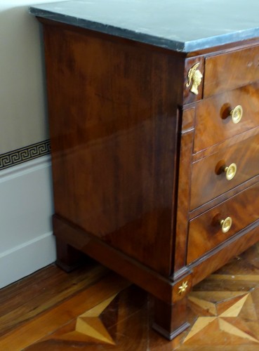 XIXe siècle - Commode d'époque Empire en acajou - estampille de Jacques Muller