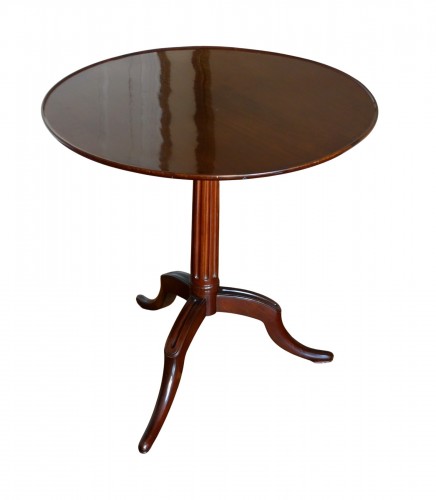 Guéridon en acajou d'époque Louis XVI estampille de Canabas