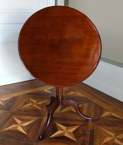 Guéridon en acajou d'époque Louis XVI estampille de Canabas - GSLR Antiques