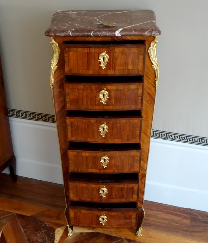 Paire de chiffonniers d'époque Louis XV - GSLR Antiques