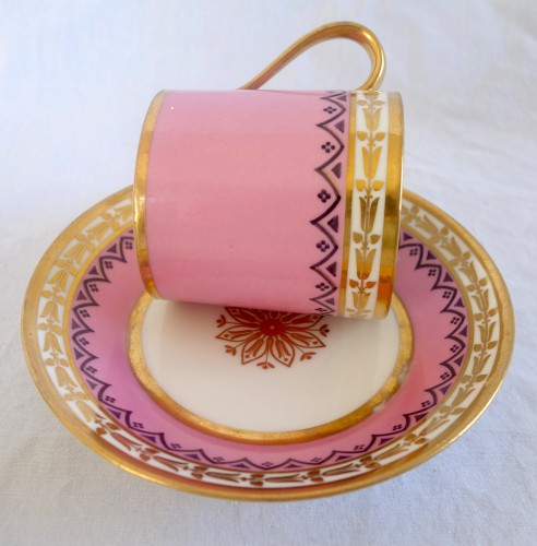 Antiquités - Service à café de tasses litrons en porcelaine de Sèvres