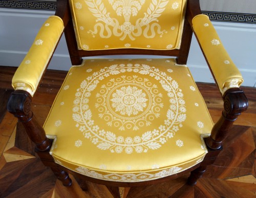 Antiquités - Paire de fauteuils Empire en acajou estampille de Jacob Desmalter