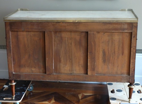 Antiquités - Commode d'époque Directoire en plaquage d'acajou et citronnier
