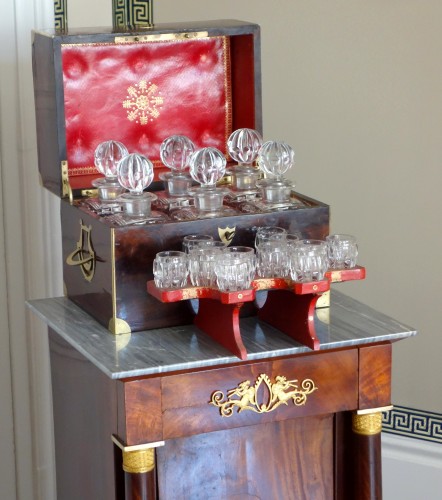 Objet de décoration Cave à liqueur - Cave à liqueur en cristal et acajou d'époque Restauration