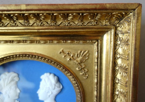 Antiquités - The Duchess of Angoulême and the Duchess of Berry, Sèvres biscuit.