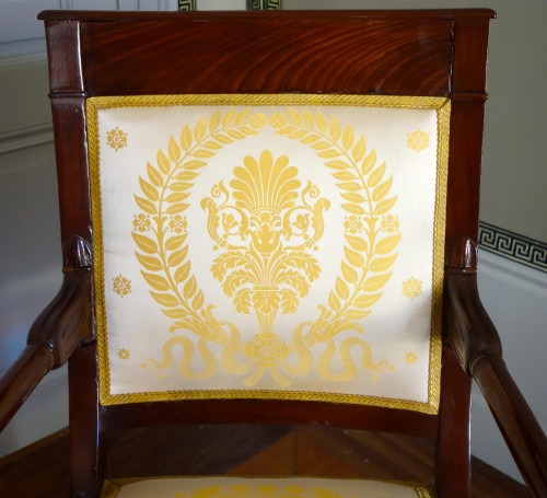Antiquités - Fauteuil en acajou d'époque Empire