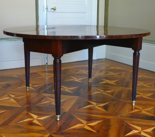 Table de salle à manger en acajou à mécanisme d'époque Louis XVI - GSLR Antiques