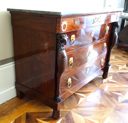 Antiquités - Commode d'époque Consulat en acajou attribuée à Jacob Frères